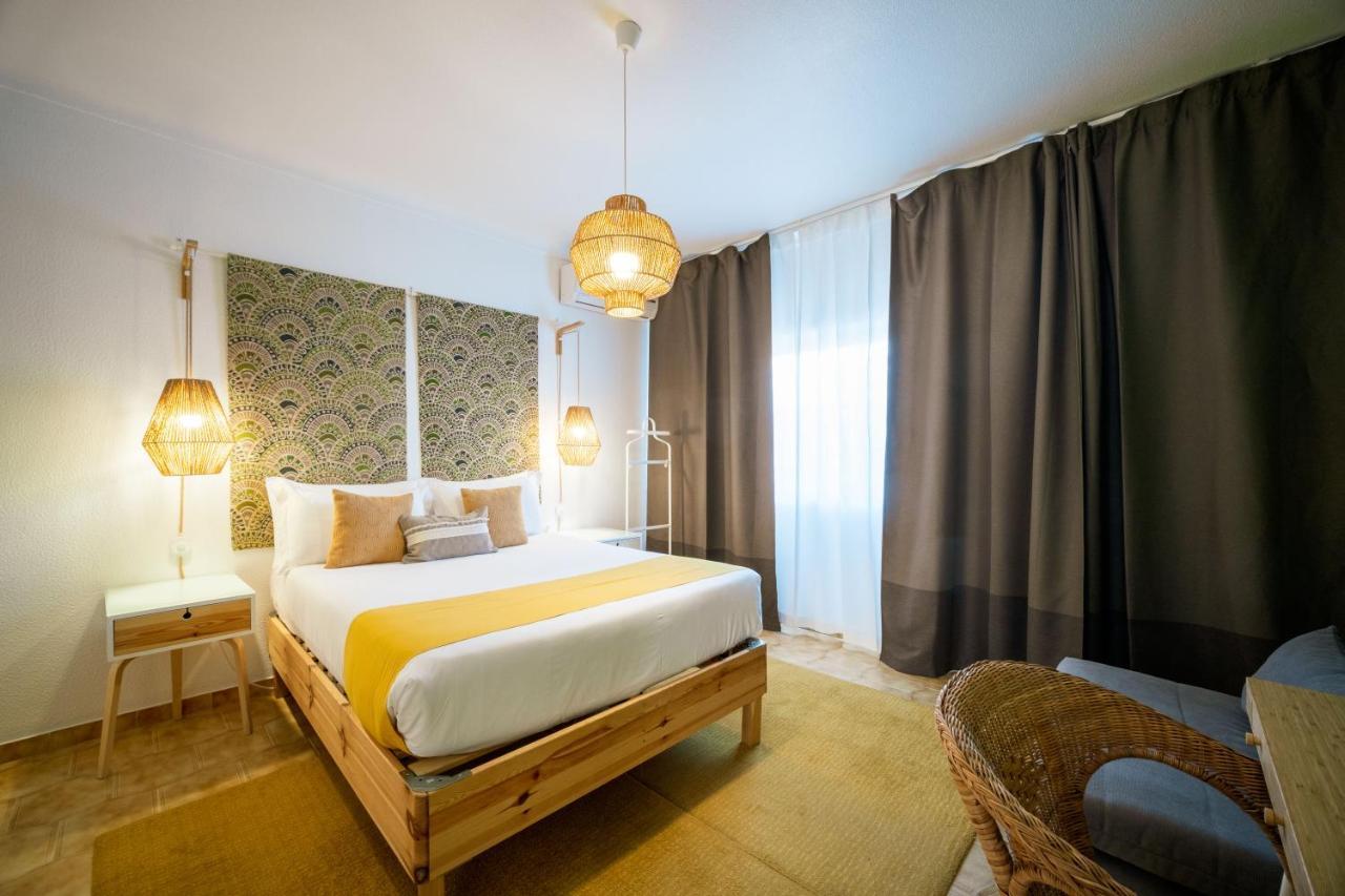 Casa Azul Sagres - Rooms & Apartments Phòng bức ảnh